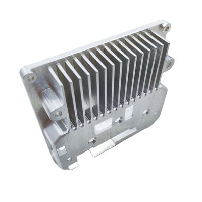 Componentes de dissipadores de calor CNC de alumínio usinados para dispositivos electrónicos