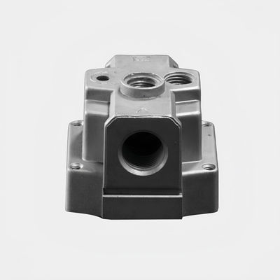 Peças de automóveis de fundição a moagem de alumínio personalizadas Alta eficiência de produção e forte resistência à corrosão